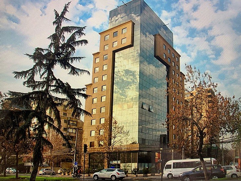 Estacionamiento en Arriendo en Las Condes, Arriendo estacionamientos a pasos escuela militar