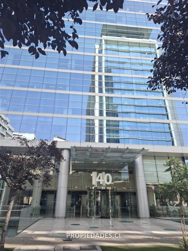 Estacionamiento en Arriendo en Las Condes, Magdalena / isidora / barrio el golf