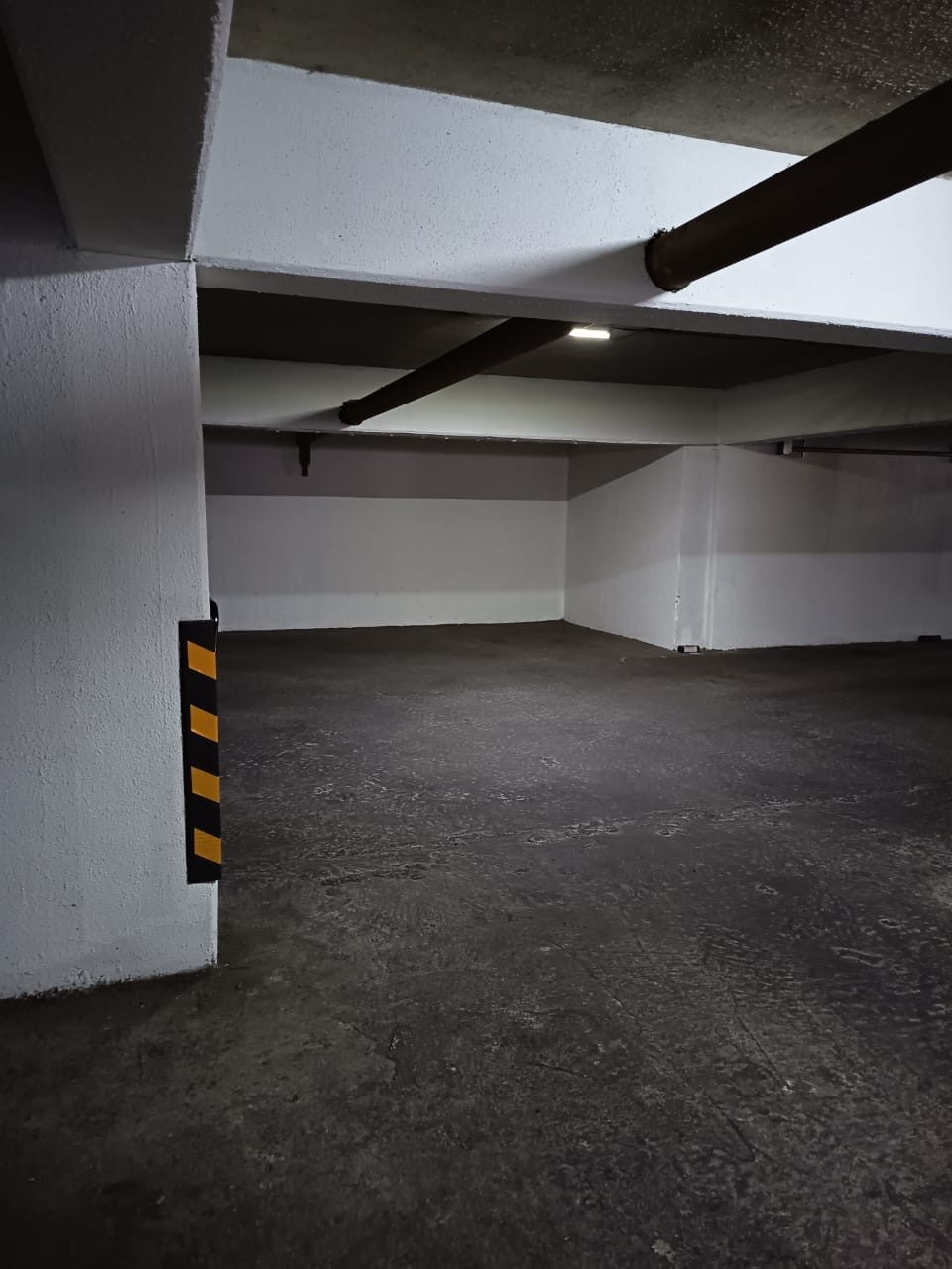 Estacionamiento en Arriendo en Providencia, Antonio Bellet 255