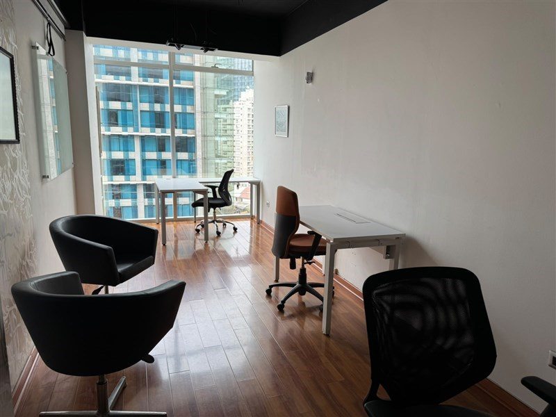 Oficina en Arriendo en Las Condes, Amoblada! Oficina en mejor sector de negocios de Las Condes