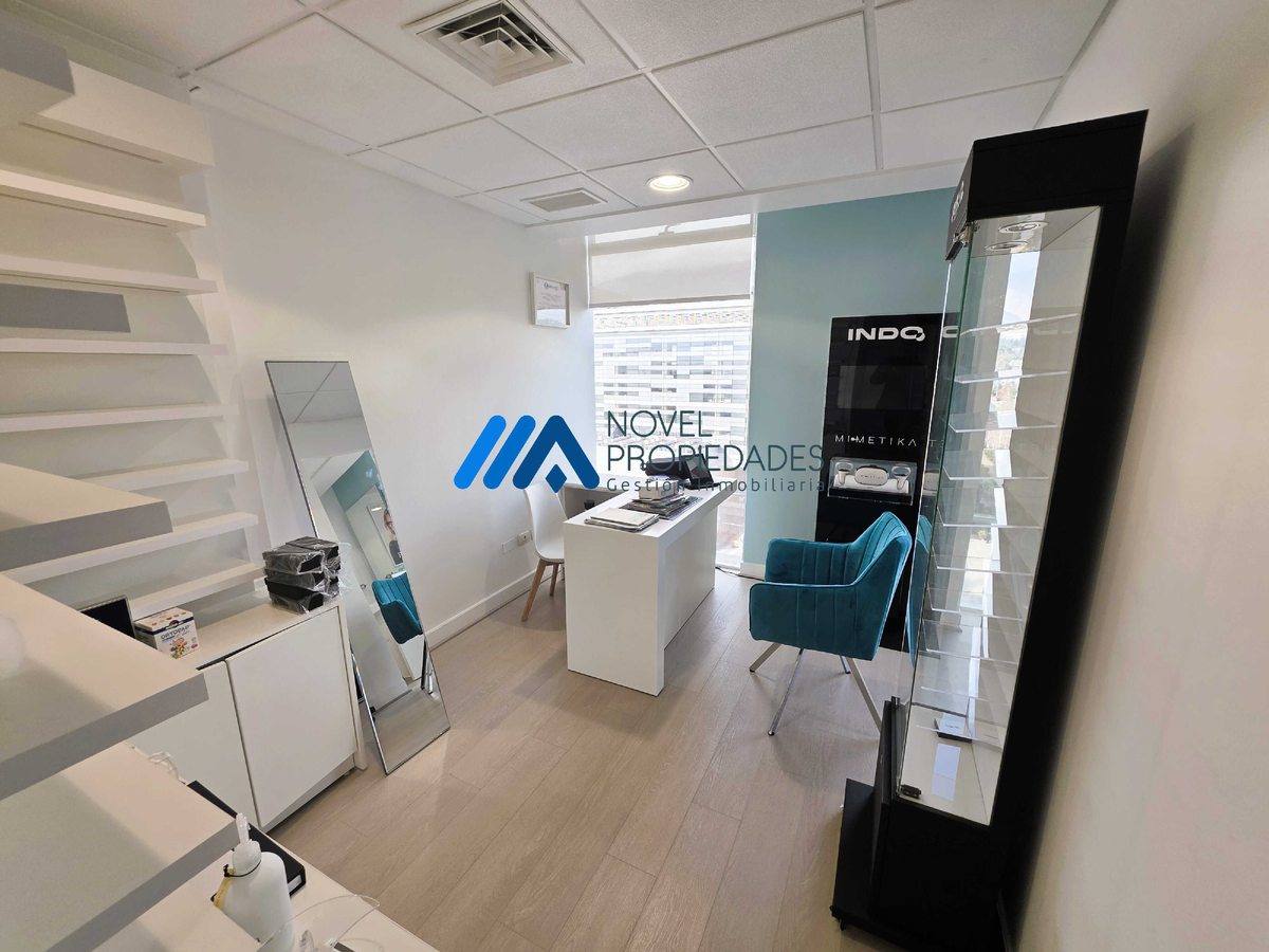 Oficina en Arriendo en Las Condes, Excelente Conectividad y Entorno Profesional (178114)