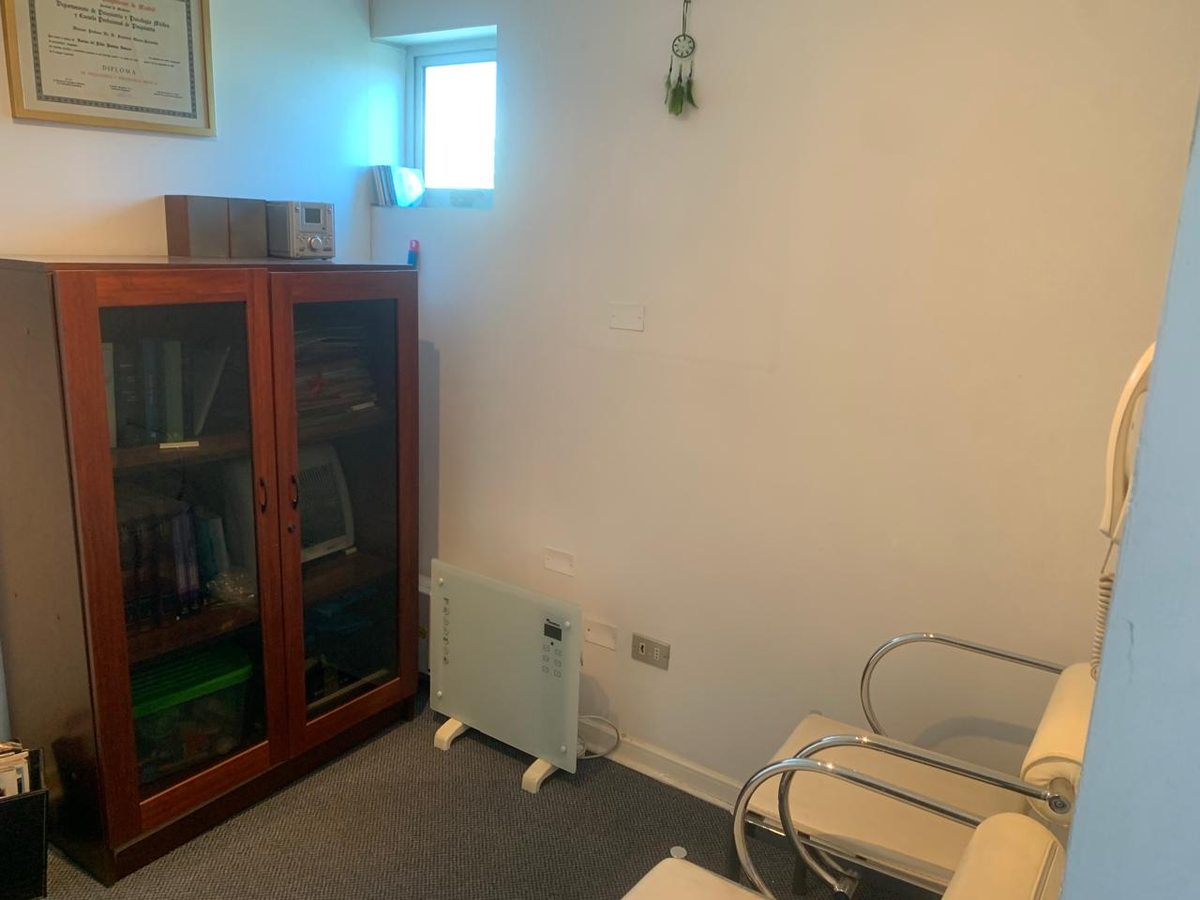 Recepción con muebles