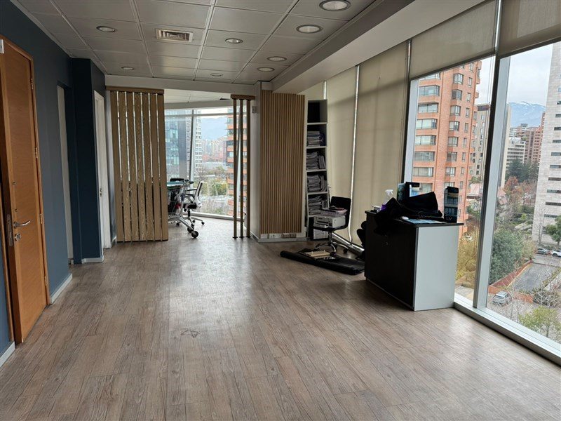 Oficina en Arriendo en Las Condes, Oficina en mejor sector de negocios de Las Condes