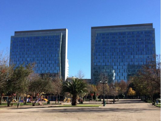 Oficina en Arriendo en Las Condes, Torres del Parque Arauco / Cº Colorado / Kennedy / Alonso de Córdova
