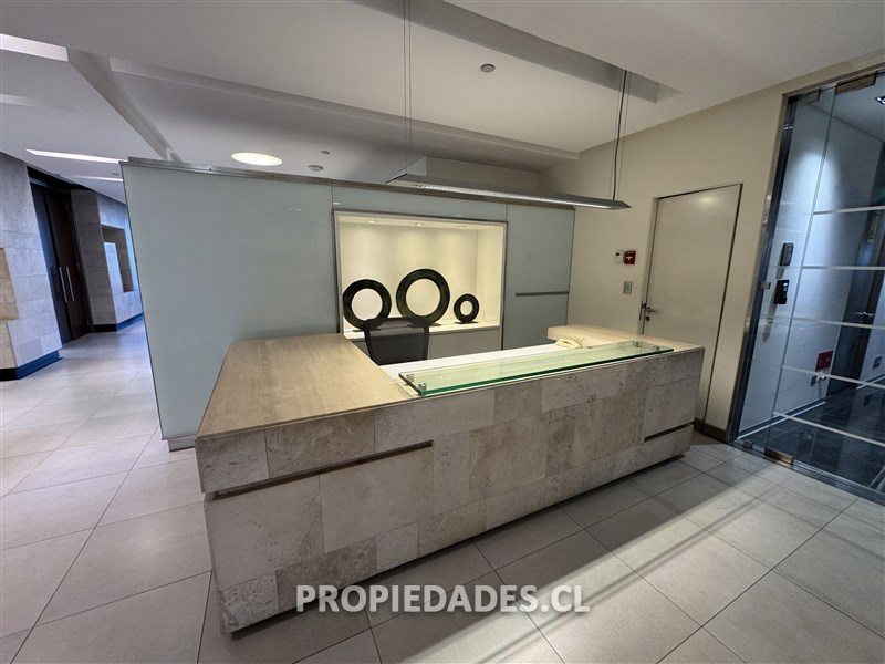 Oficina en Arriendo en Las Condes, Rosario Norte / Cerro El Plomo