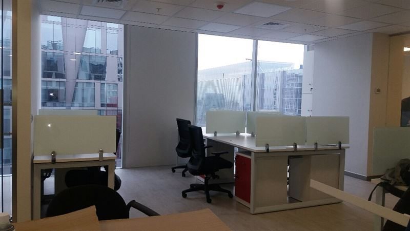 Oficina en Arriendo en Las Condes, Nueva Las Condes - Los Militares -Metro Manquehue TT