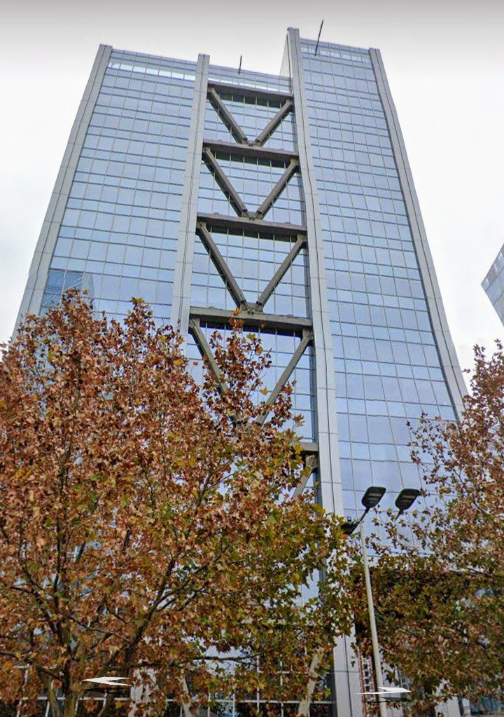 Oficina en Arriendo en Las Condes, Cerro El Plomo, metro Manquehue