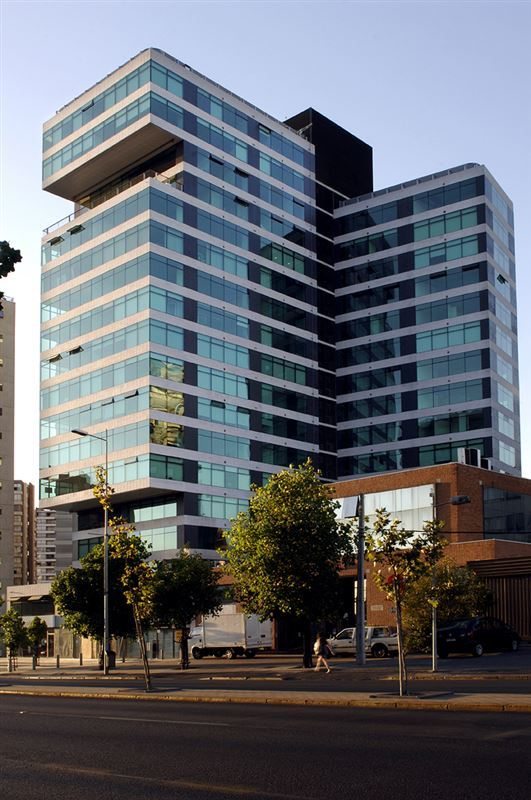 Oficina en Arriendo en Las Condes, Excelente Oficina Metro Manquehue