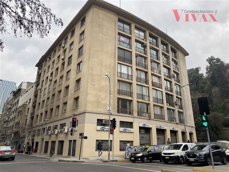 Oficina en Arriendo en Santiago, Miraflores / Moneda