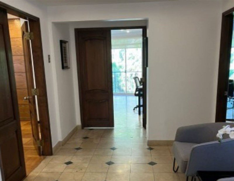 Oficina en Arriendo en Santiago, Metro Santa Lucia // Miraflores // Alameda
