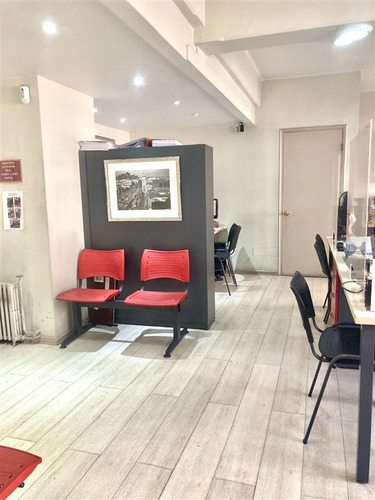 Oficina en Arriendo en Santiago, Arriendo oficina 100 m2 2 baños - 2 bodegas. Santiago