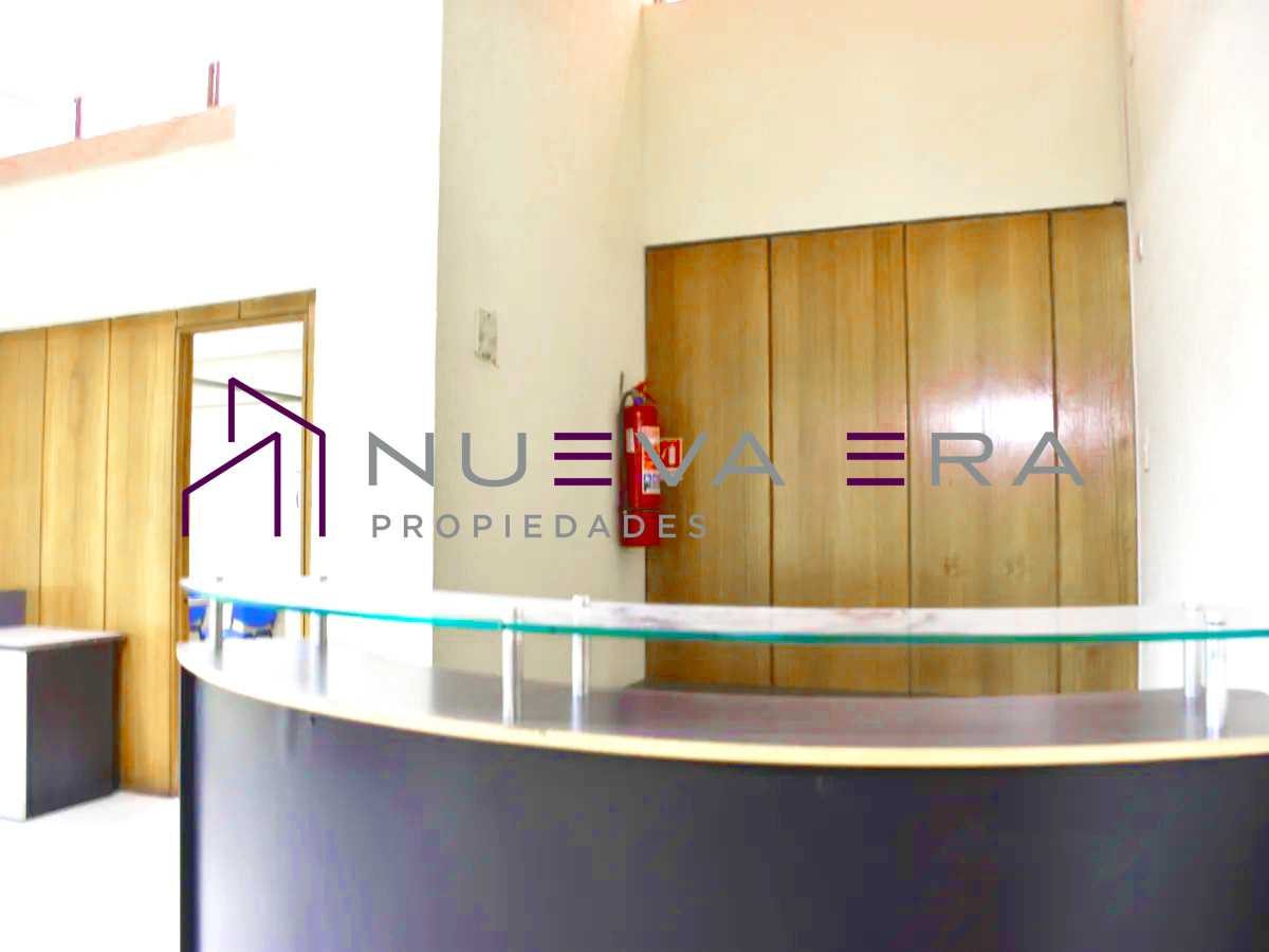 Oficina en Arriendo en Santiago, Oficina 140 m² con 5 Priv en Mac Iver 484 (175688)