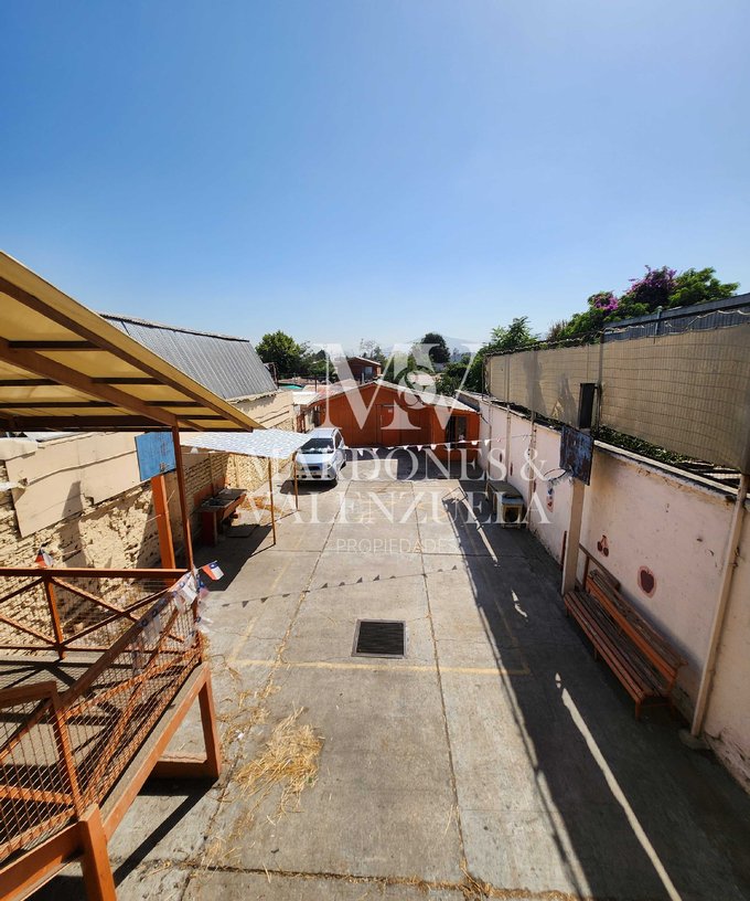 Terreno Industrial en Arriendo en Renca, Ex colegio. Ideal empresa — free download