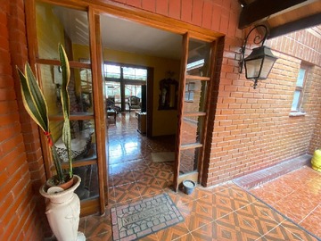 puerta principal de la casa