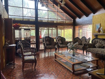 living con chimenea