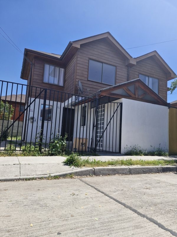 Casa en Venta en Buin, Acogedora casa de 2 pisos. Villaseca