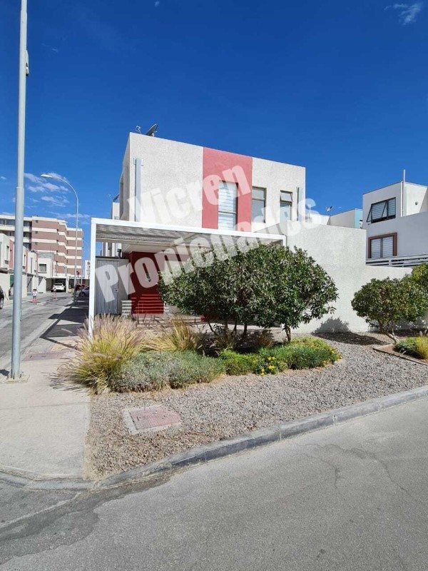 Casa en Venta en Calama, Se vende hermosa casa en condominio travesía del desierto