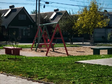 PLAY GROUP
