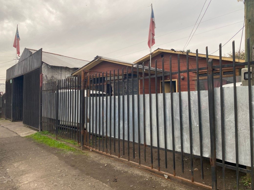 Casa en Venta en Chillán, Casa con gran potencial para vivienda o local comercial.