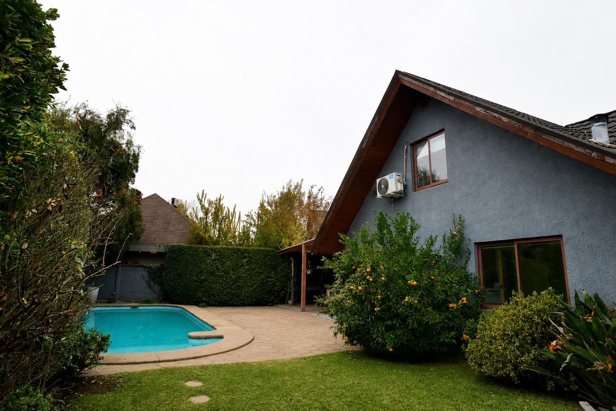 Piscina - Jardín