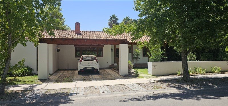 Casa en Venta en Colina, Barrio Las Flores de Piedra Roja