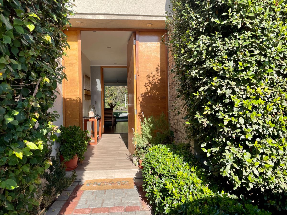 Casa en Venta en Colina, Moderna Casa con Excelente Conectividad (134489)