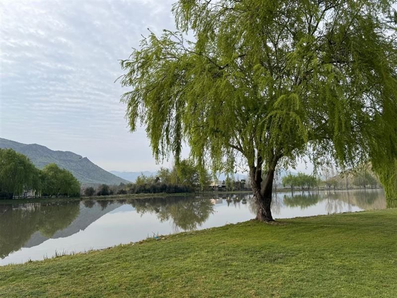 Casa en Venta en Colina, Preciosa casa en condominio La Laguna, con acceso a gran laguna de uso recreativo