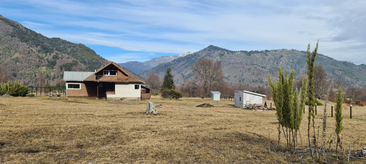 Terreno y casa