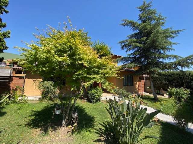 Casa en Venta en Huechuraba, Vivienda Luminosa en Entorno Tranquilo (133111)