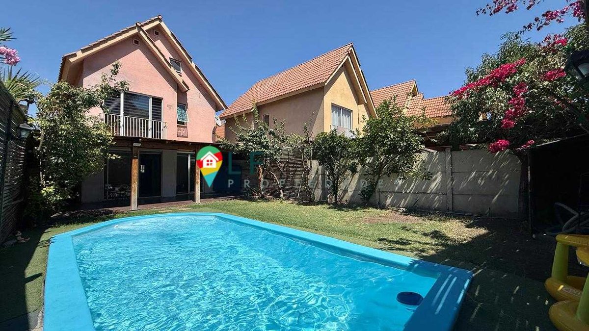 Casa en Venta en Huechuraba, casa 3 pisos, Huechuraba, condominio (152849)