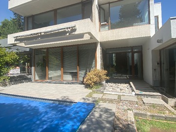 Patio Lateral + Piscina