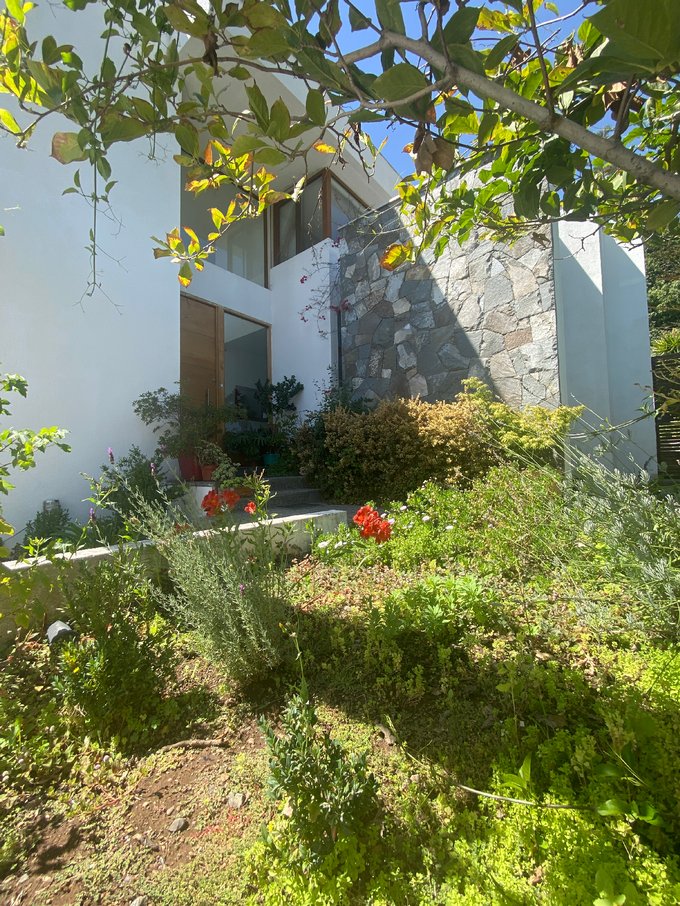 jardín anterior