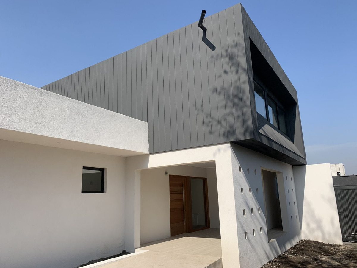 Casa en Venta en La Reina, Helsby 10060, La Reina, Región Metropolitana de Santiago 7850000, Chile