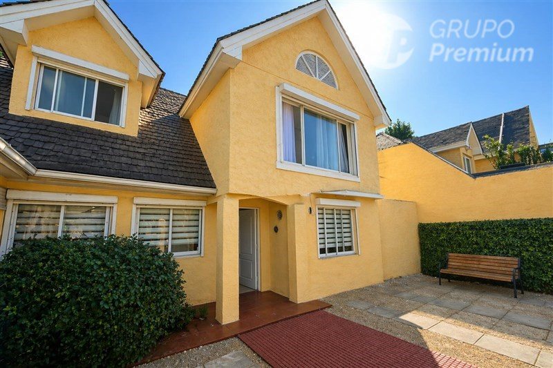 Casa en Venta en La Reina, Linda Casa en Venta en La Reina | Condominio Privado | La Reina