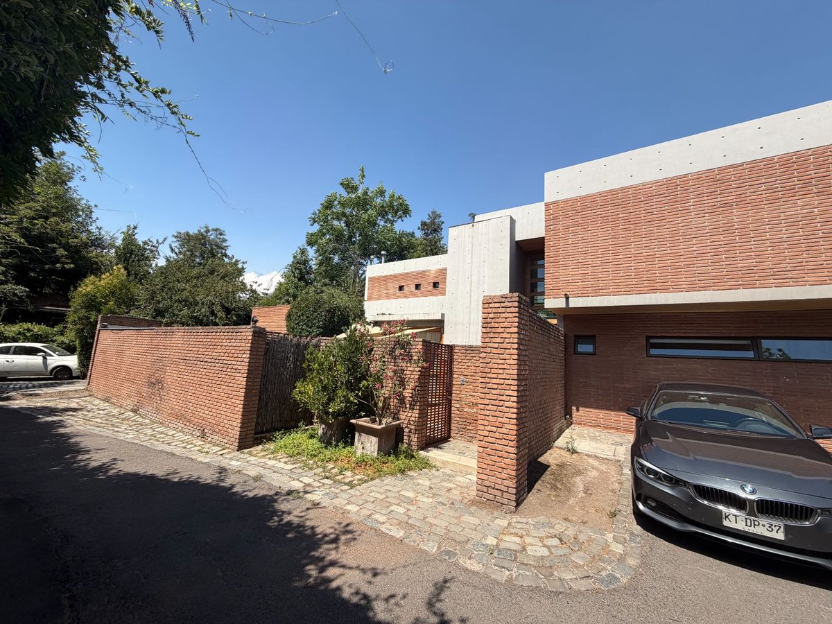 Casa en Venta en La Reina, Carlos Silva Vildósola 10369, La Reina, Región Metropolitana de Santiago 7850000, Chile