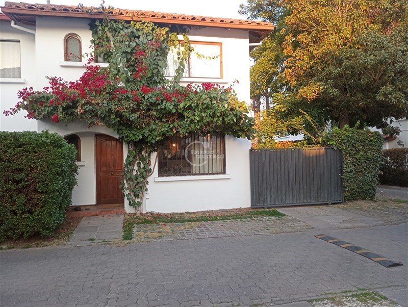 Casa en Venta en La Reina, Vicente Perez Rosales / Principe de Gales