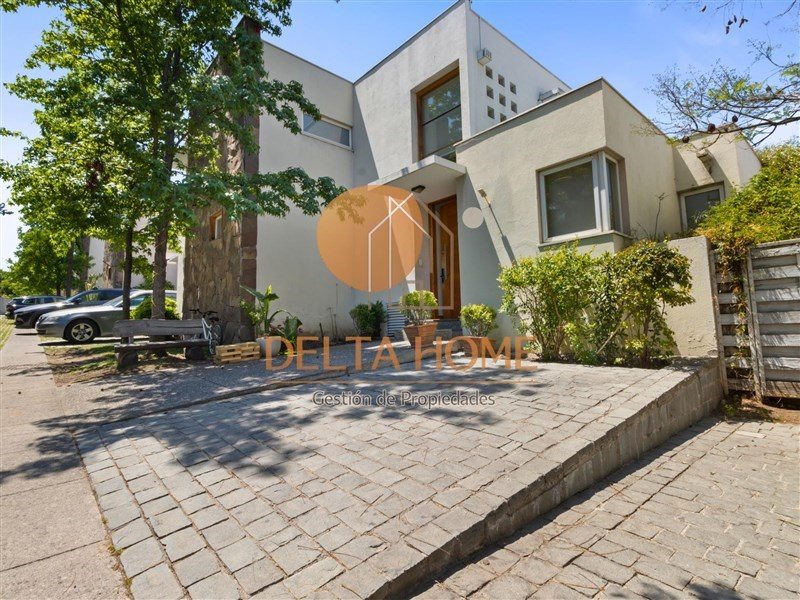 Casa en Venta en La Reina, Maria Monvel 2022