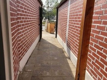 Propiedad con Locales Comerciales Avda los Halcones Larapinta (Casa)