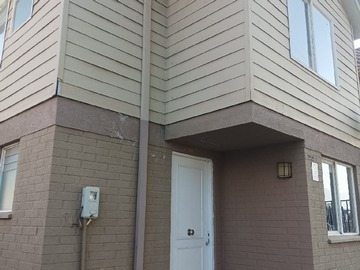 Venta Casa Avda la Hacienda Larapinta Condominio los Coihues