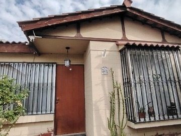 Propiedad Amplia Calle los Prados Valle Grande, Lampa (Casa)