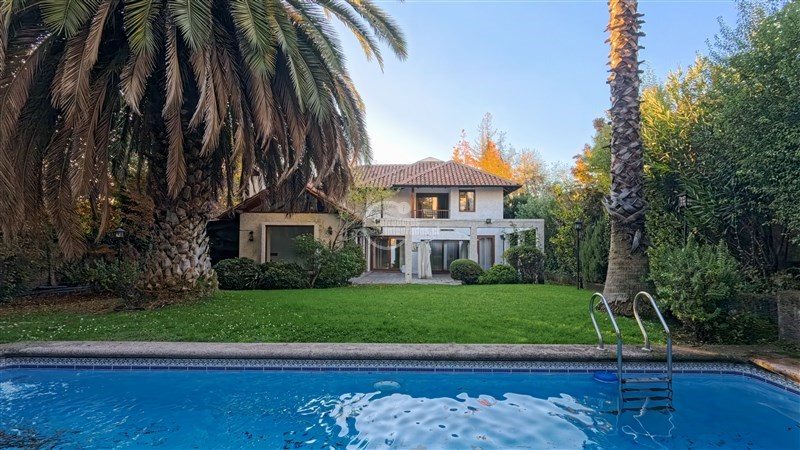 Casa en Venta en Las Condes, Camino El Alba 9955