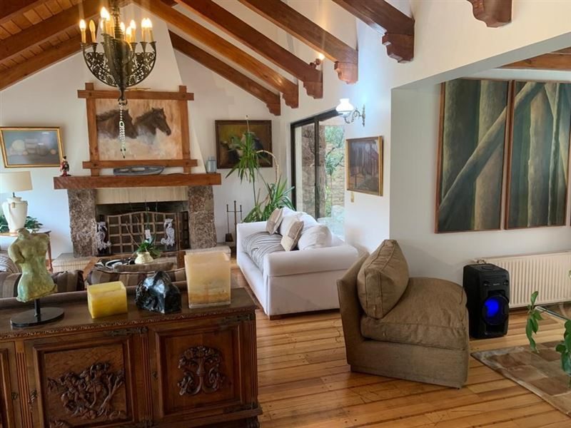 Casa en Venta en Las Condes, Preciosa casa en Qunchamali, terreno plano