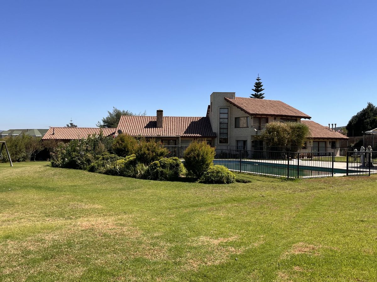 Casa en Venta en Limache, Av. Los Laureles