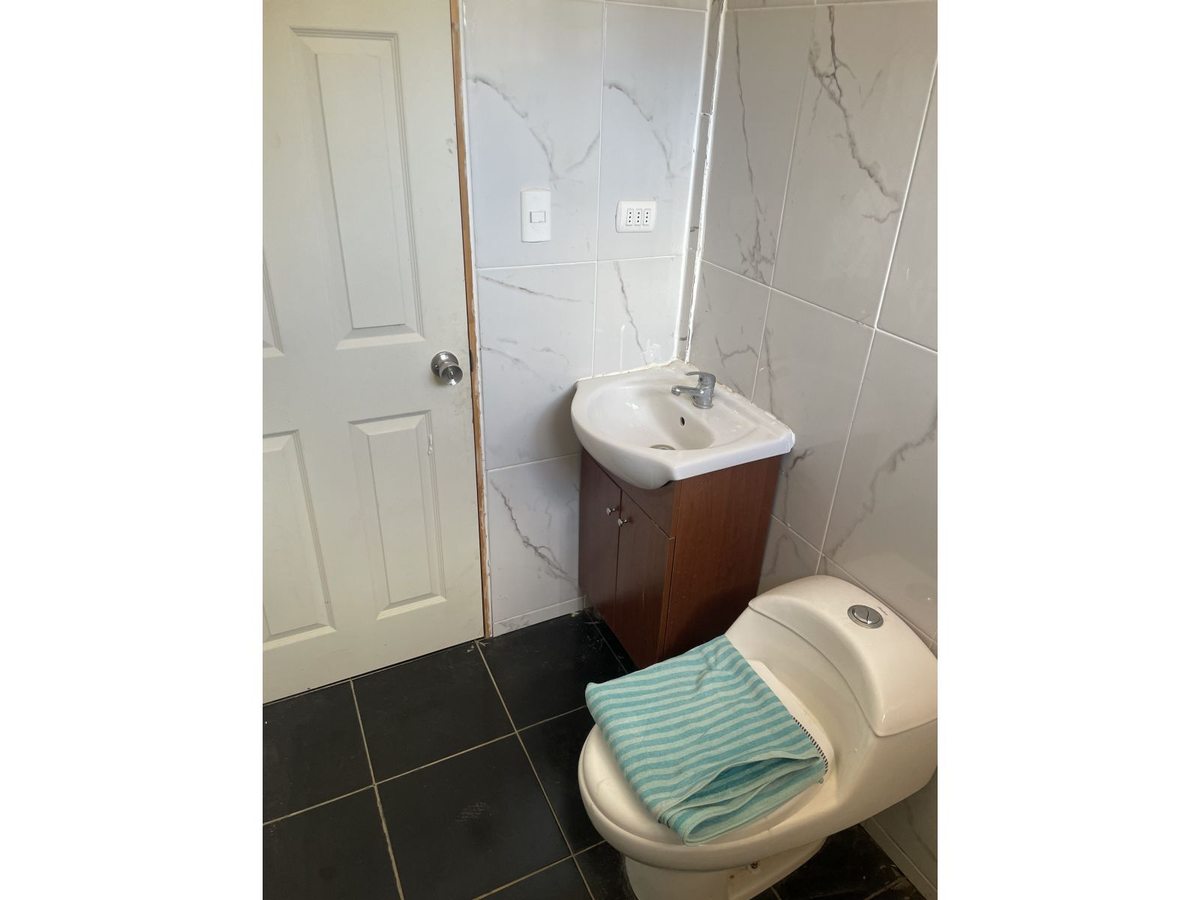 BAÑO 1