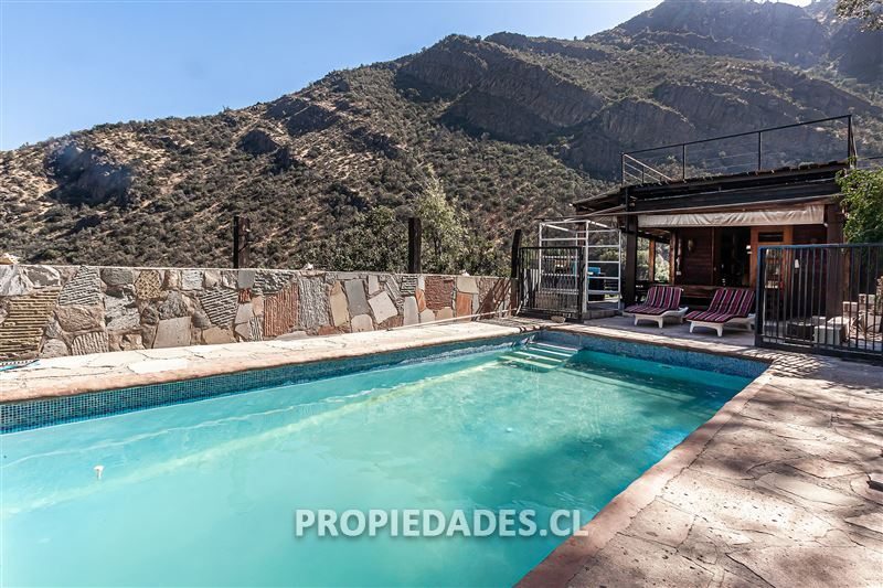 Casa en Venta en Lo Barnechea, Camino del Cajón / Camino Huallalolén