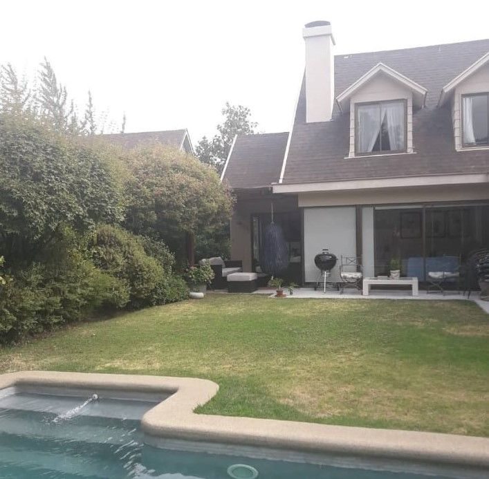 Casa en Venta en Lo Barnechea, Pasaje Del Chin, Lo Barnechea, Santiago Metropolitan Region 7690000, Chile