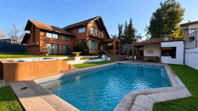 Casa en Venta en Lo Barnechea, Valle apacible