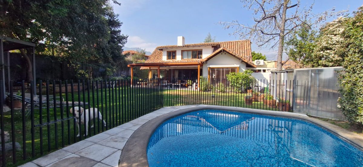 Casa en Venta en Lo Barnechea, Parque, Lo Barnechea, Región Metropolitana de Santiago 7690000, Chile