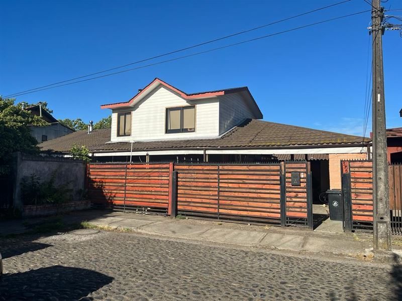 Casa en Venta en Los Ángeles, cerca de la Universidad de Concepción, por Ricardo Vicuña al poniente