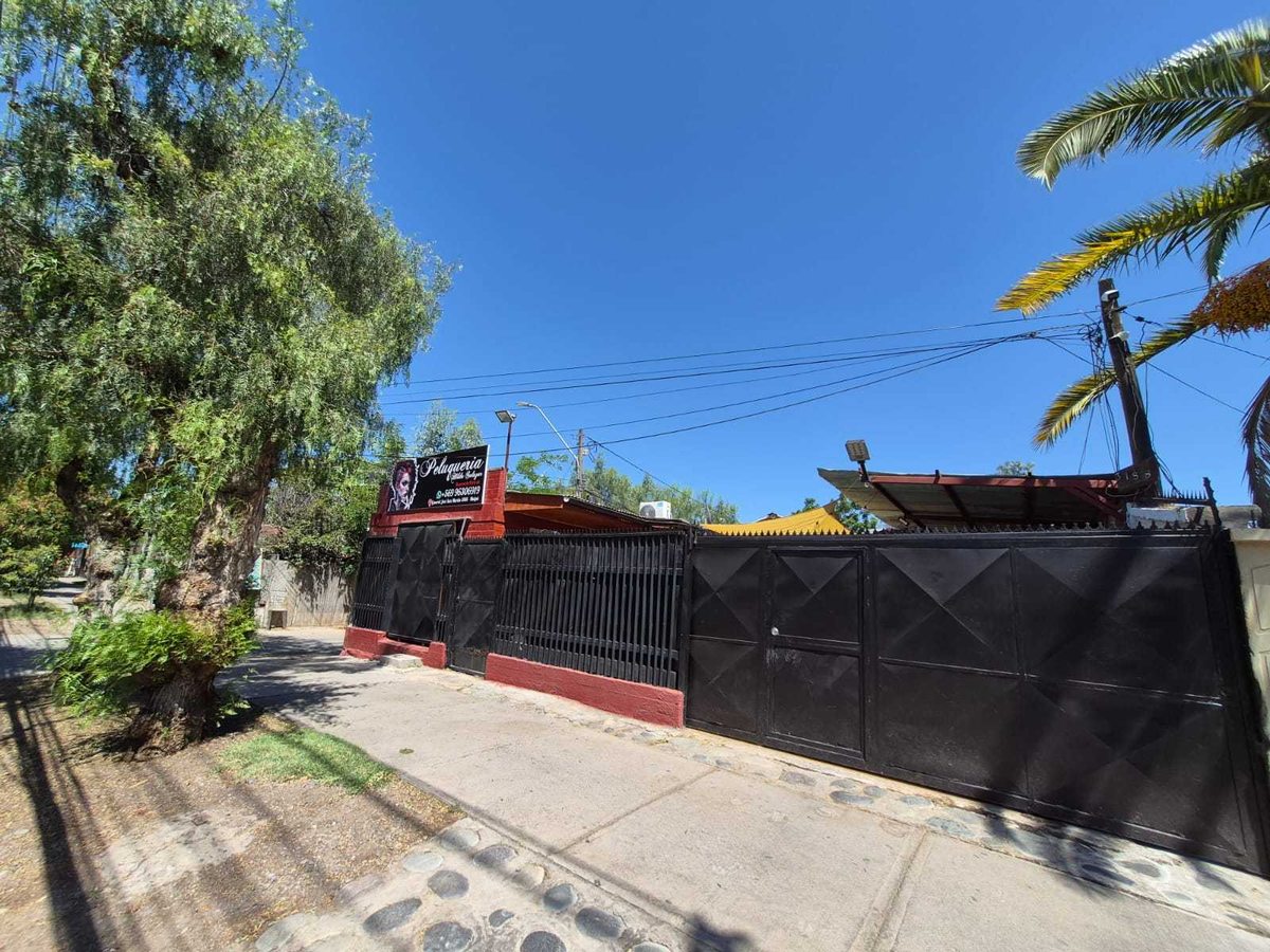 Casa en Venta en Maipú, Casa 4D/3B con Local comercial. Metro Bueras (149708)